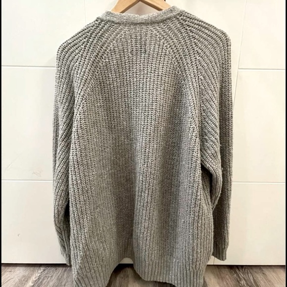 Oversized Cardigan - Picture 2 of 3